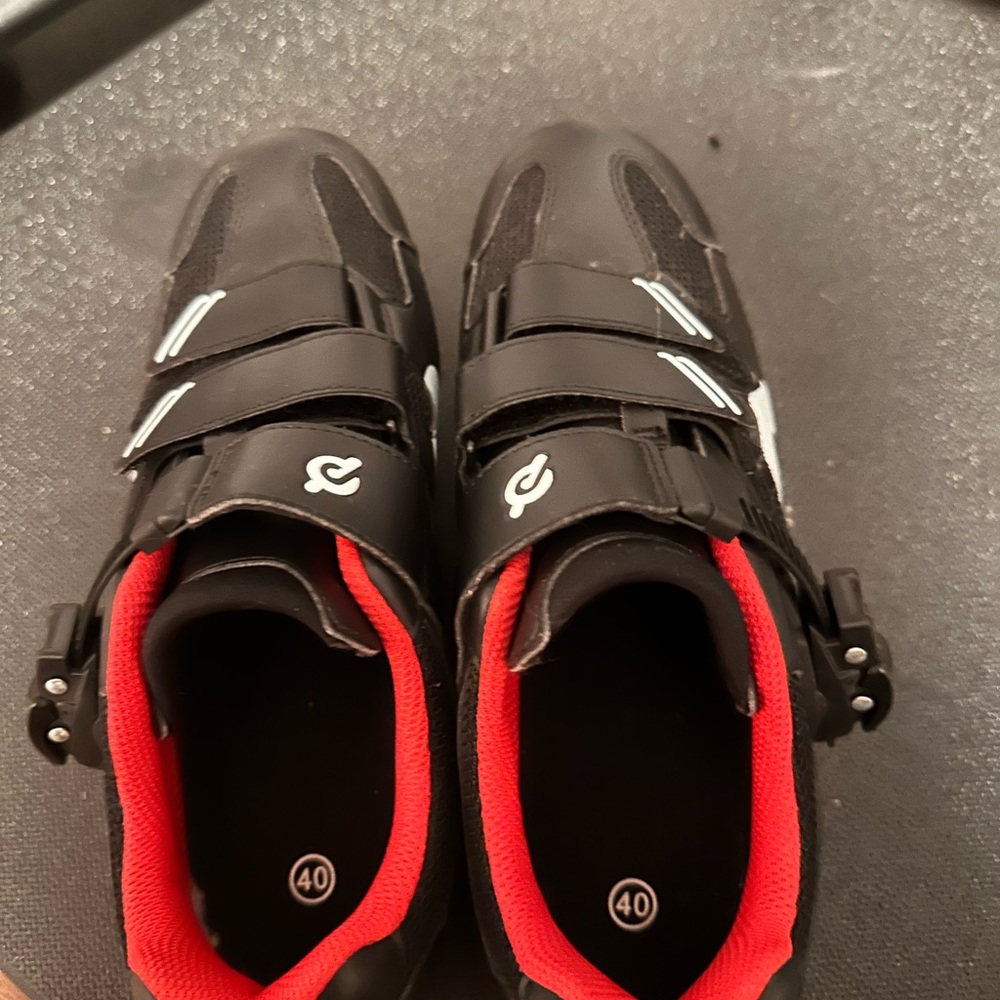 Peel to Black Cycling Shoes